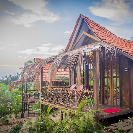 Little India Beach Cottages Baga Exterior photo