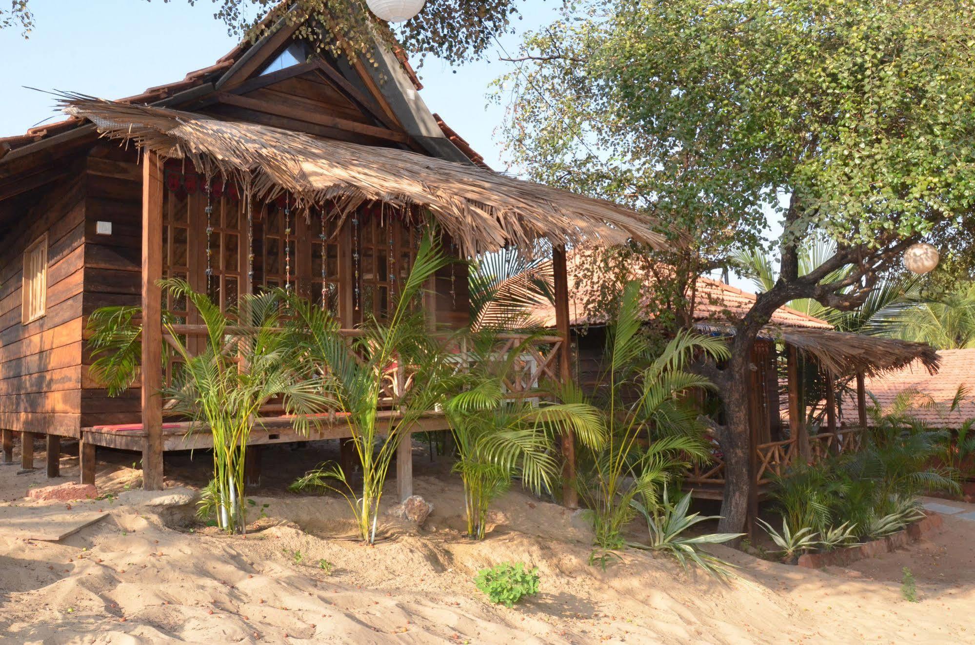 Little India Beach Cottages Baga Exterior photo