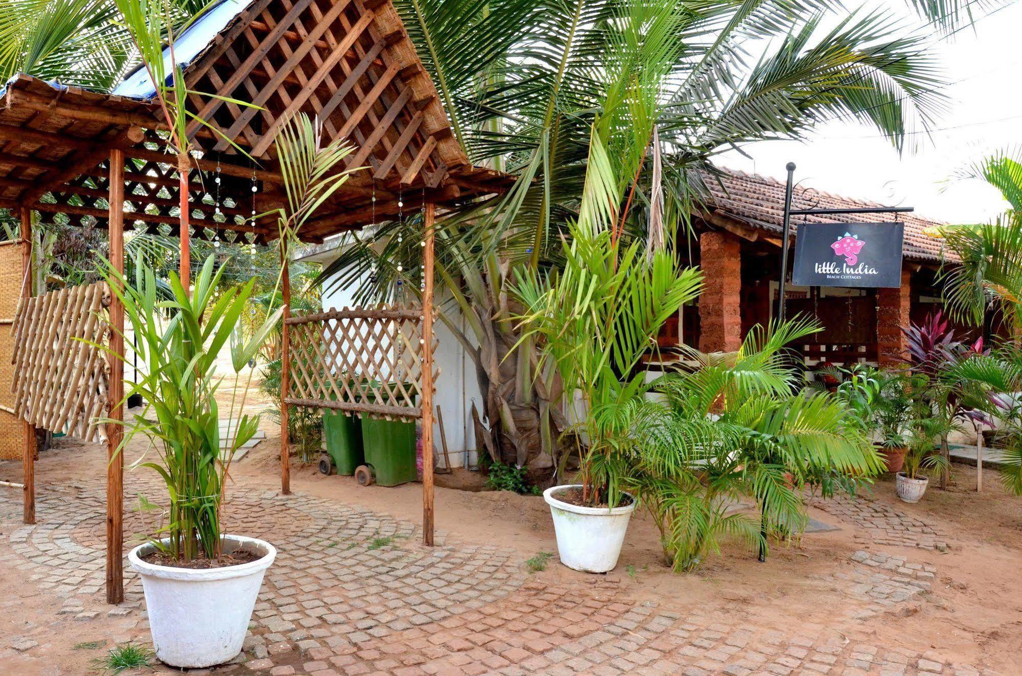 Little India Beach Cottages Baga Exterior photo